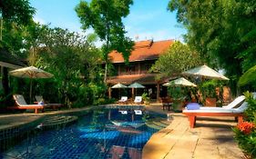 Ban Sabai Village Resort & Spa